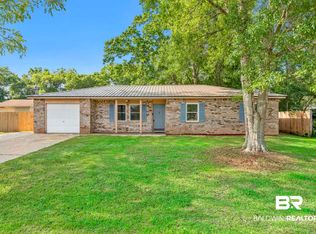 421 Cedar Ct, Foley, AL 36535