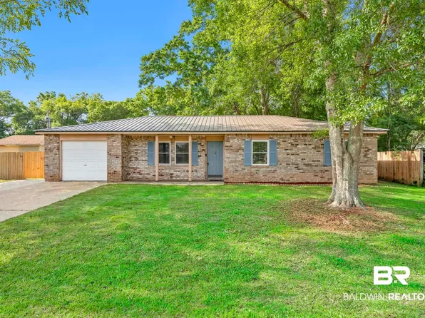 421 Cedar Ct, Foley, AL 36535
