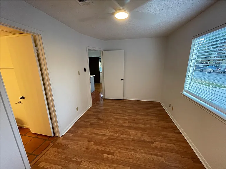 2514 Pearl St #103 — Photo 8
