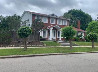 18 Dolan Gate #1, Toronto, ON M2J 2N1