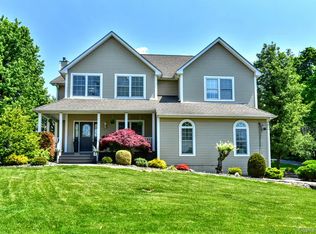 235 Sunset Ter, Monroe, NY 10950