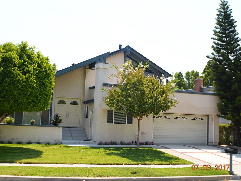1st image of 2134 N Fernwood Ct