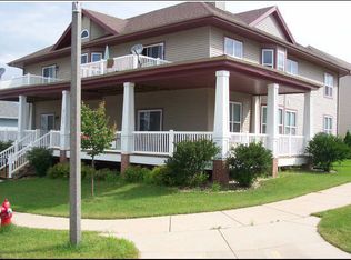 8202 Mansion Hill Ave, Madison, WI 53719