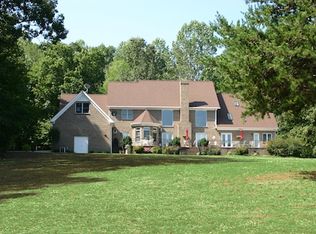 4071 Pond Rd, Burlington, NC 27215