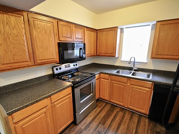 4th image of 1728 N Fitzhugh Ave APT 207