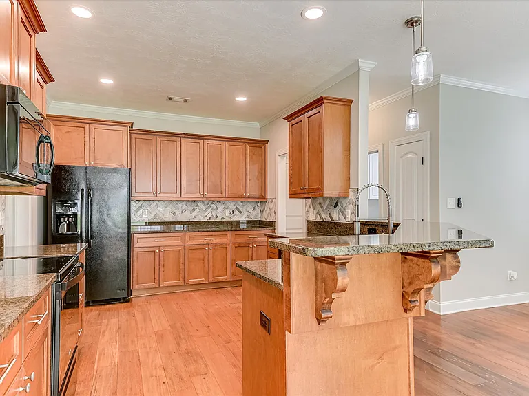 1111 Sumter Landing Cir — Photo 4