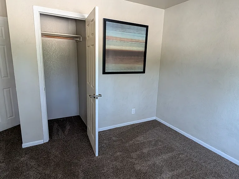 113 W Northshore Dr #B — Photo 6