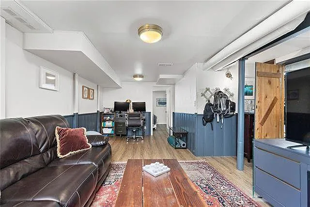 5217 W 72nd St — Photo 23