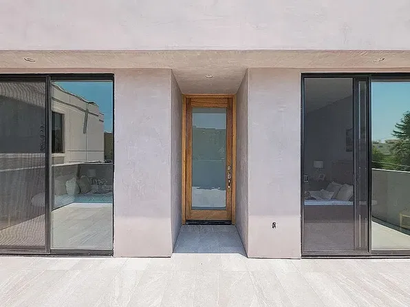 5019 Lankershim Blvd #5019.5, North Hollywood, CA 91601