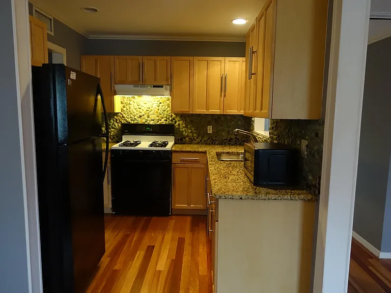 5311 Sunshine Dr — Photo 37