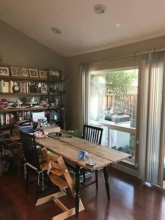 2nd image of 1381 Pinehurst Sq