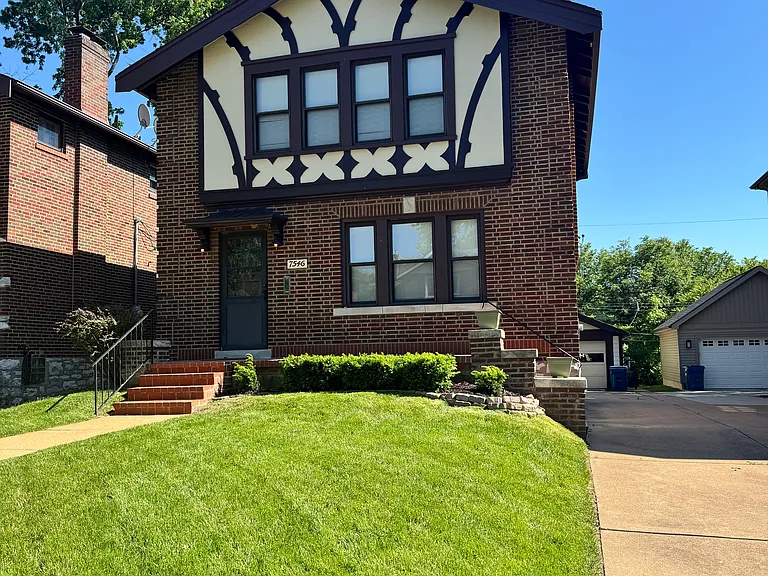 7546 Warner Ave — Photo 1
