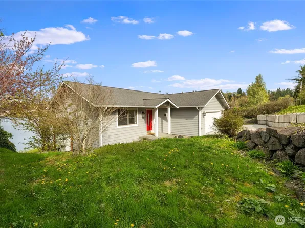 3690 NW Phinney Bay Drive, Bremerton, WA 98312