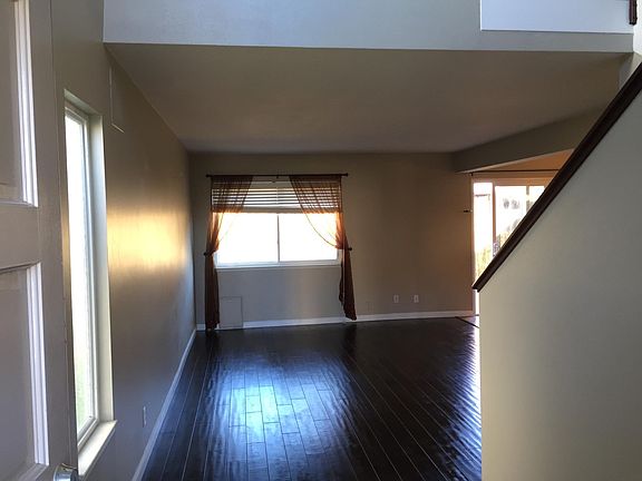 4th image of 1253 Los Olivos Dr Unit 54