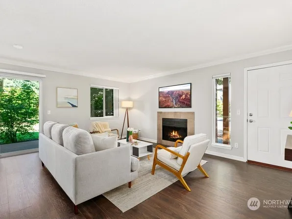 10829 NE 148th Lane #F3, Bothell, WA 98011