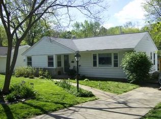 434 Fieldcrest Dr, Saint Louis, MO