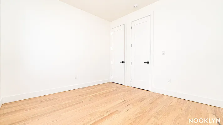 Rented by Nooklyn NYC LLC | media 19