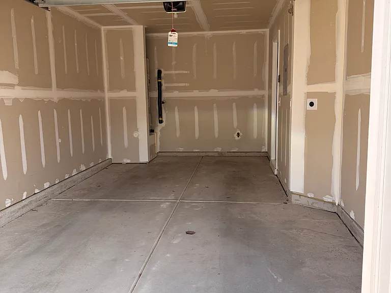 3611 Elm Grove Ln — Photo 7