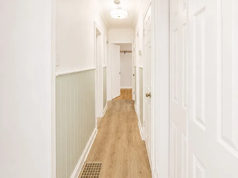 266 Napier St #MAIN — Photo 13