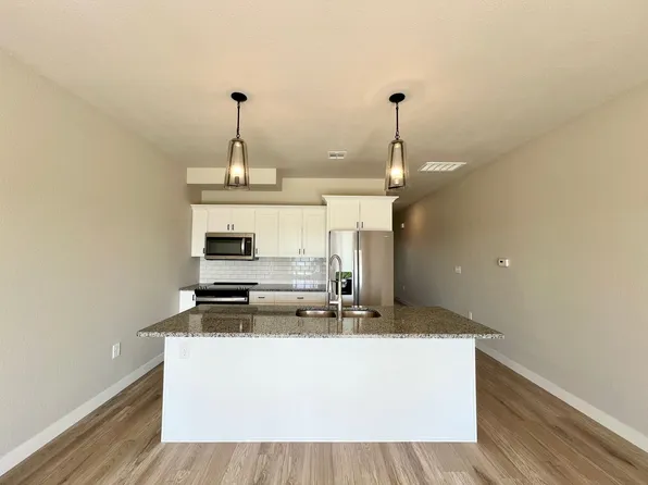 5713 Goheen Dr, Manhattan, KS 66503