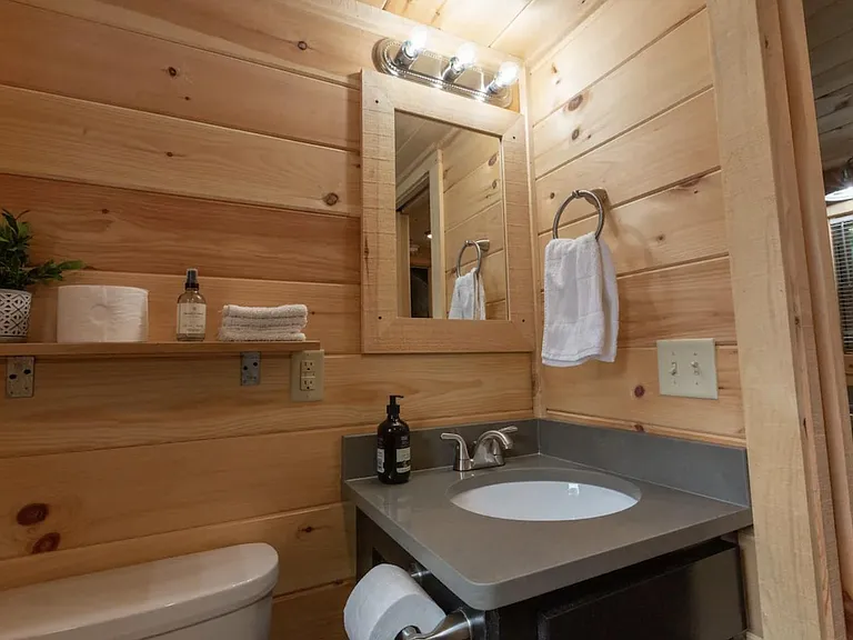 145 Fern Rd — Photo 7