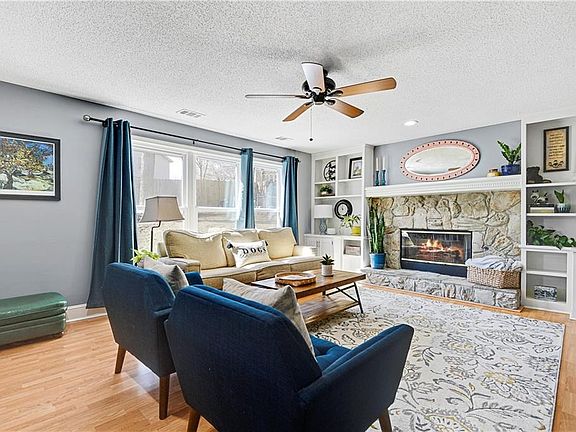 4th image of 11542 S Parkwood Dr