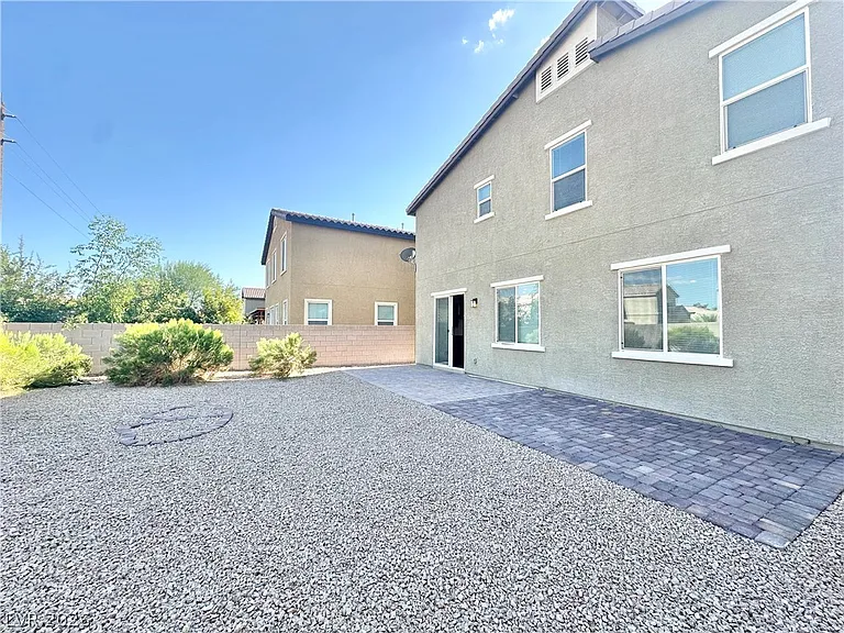 2646 Topaz Blue St — Photo 39