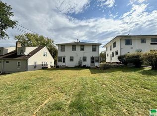 3215 Nebraska St, Sioux City, IA 51104