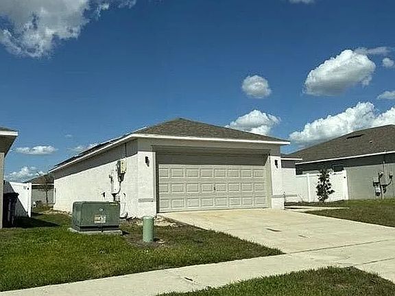 3rd image of 417 Patricia Alford Dr