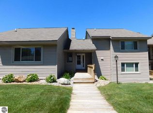 2677 Green Meadows Dr, Traverse City, MI 49685