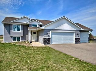 1172 167th St, Hammond, WI 54015