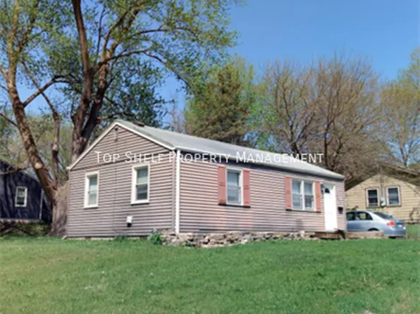 7010 SW 13th St, Des Moines, IA 50315