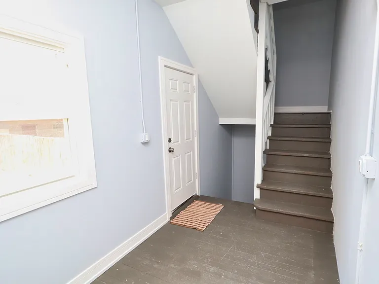 3744 S Parnell Ave #2 — Photo 14