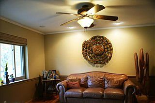 3rd image of 417 E Schantz Ave