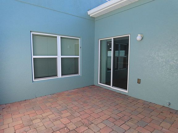 5th image of 553 Juniper Springs Dr