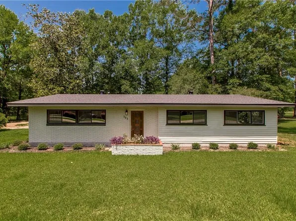 305 Peachtree Dr, Bogalusa, LA 70427