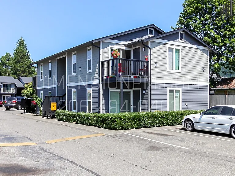 Beautiful one-bedroom and two-bedroom apartments in Sumner! — Photo 32