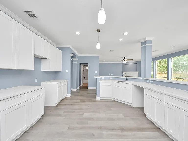16203 Broken Timber Cir — Photo 13