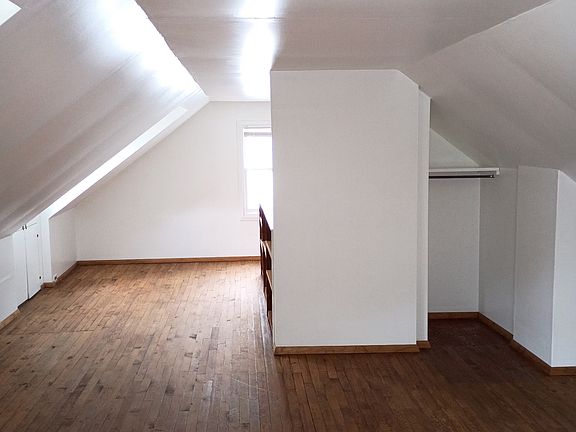 2nd image of 1200 Commonwealth Ave