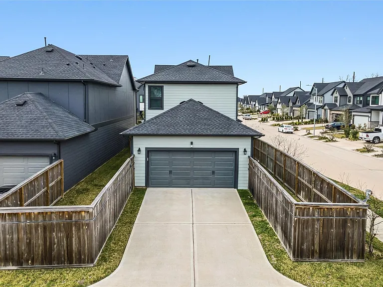 1530 Noble Park Dr — Photo 31