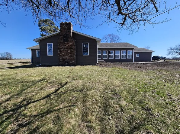 24160 State Highway 156, La Plata, MO 63549