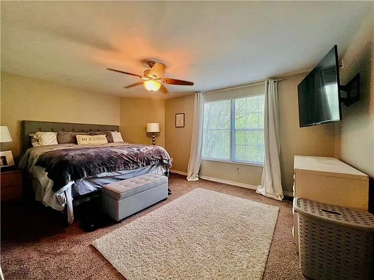 26 Monmouth Dr — Photo 10