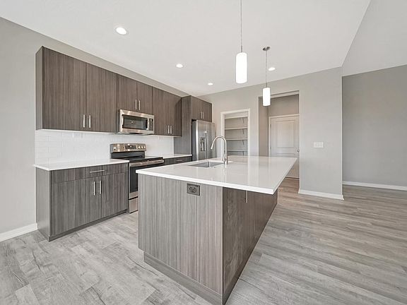 4th image of 9234 S 42nd St