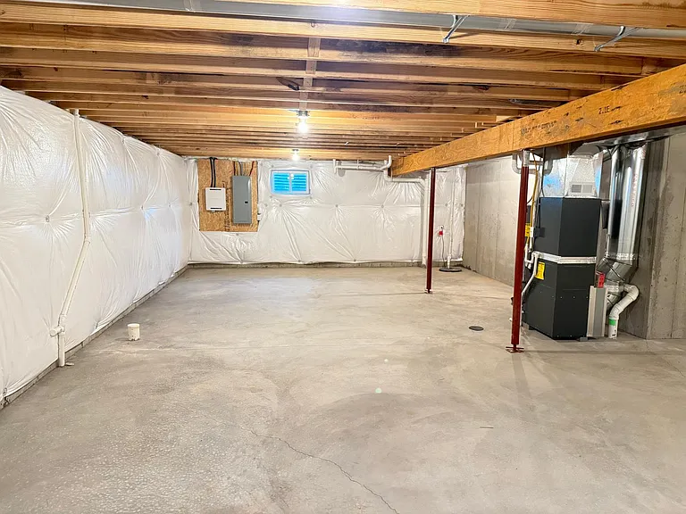 11161 Wood Ave — Photo 20