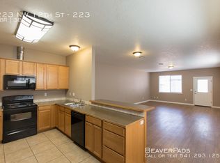 223 NW 12th St #223, Corvallis, OR 97330
