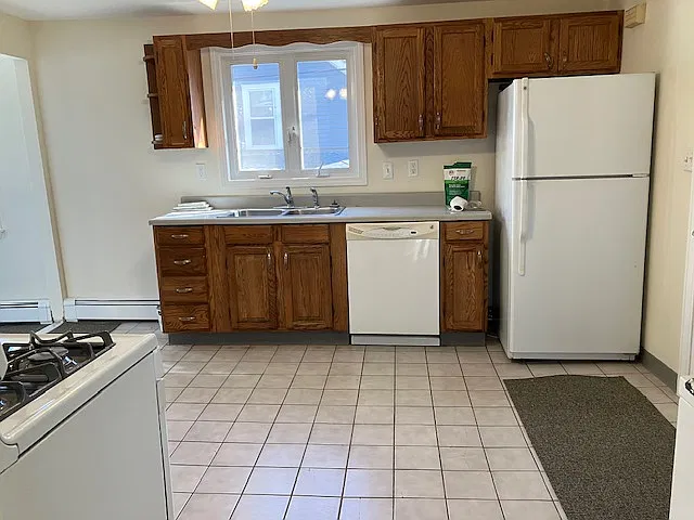 2 bed, 1000 sqft, $2,700 — Photo 1