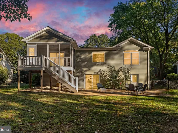 406 Harbor Dr, Annapolis, MD 21403