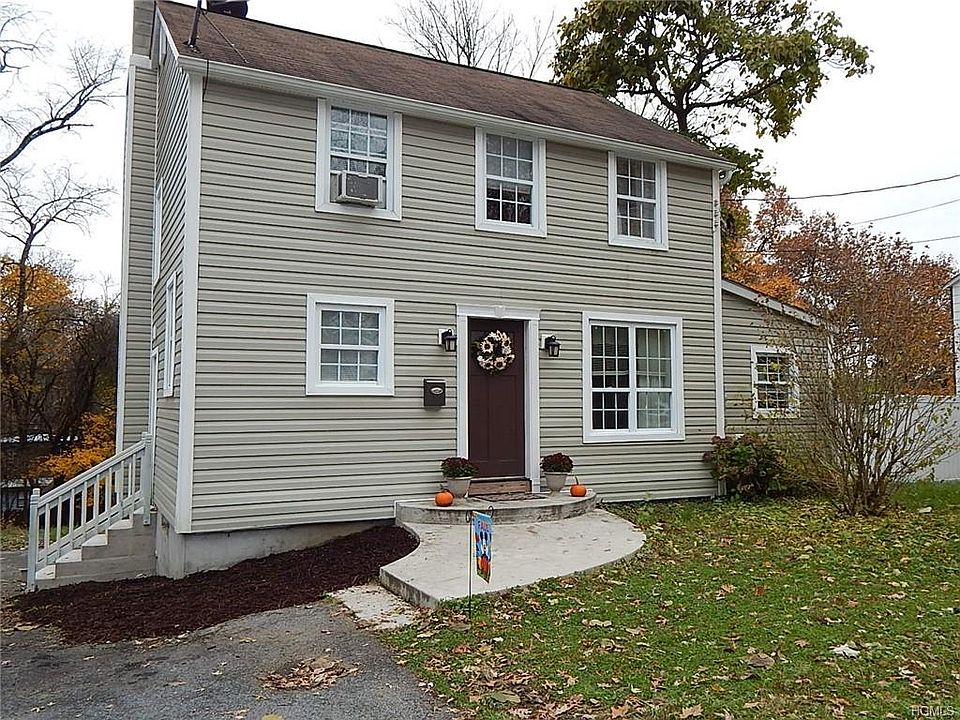 1st image of 67 Wickham Ave