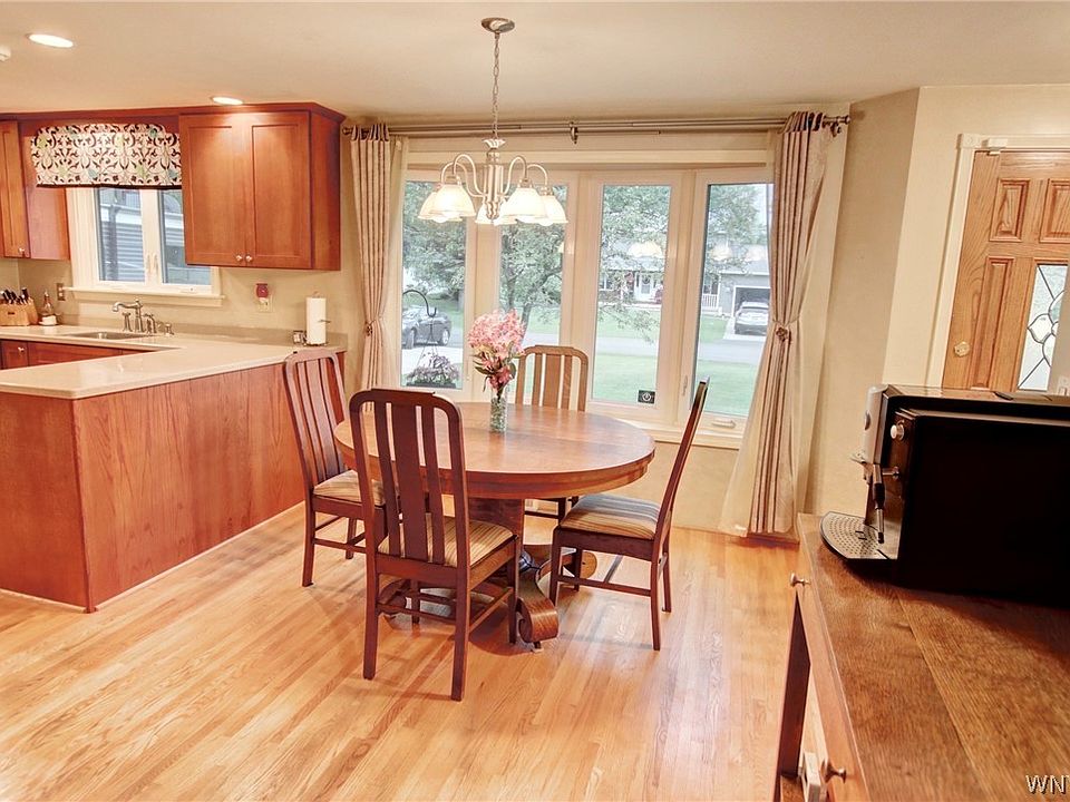 1977 Hanley Dr, Lake View, NY 14085 Zillow