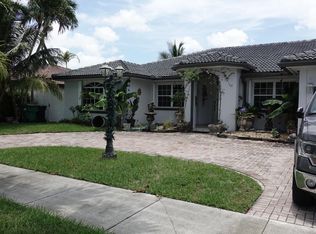 15442 SW 168th Ter, Miami, FL 33187